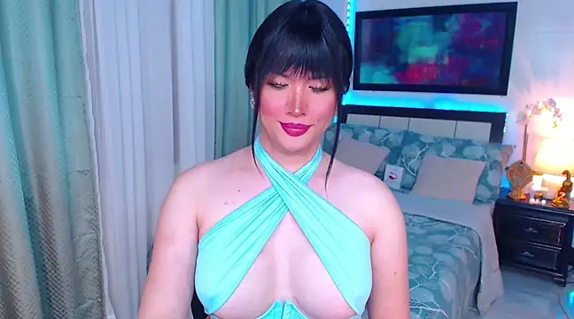 Snapshot of Heavenly_Treats chatting on March 18, 2025, 10:07 am Heavenly Treats online show from March 18, 2025, 10:07 am