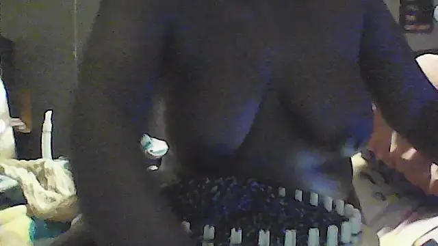 EbonyFetishQueen online show from June 4, 2026, 1:05 pm