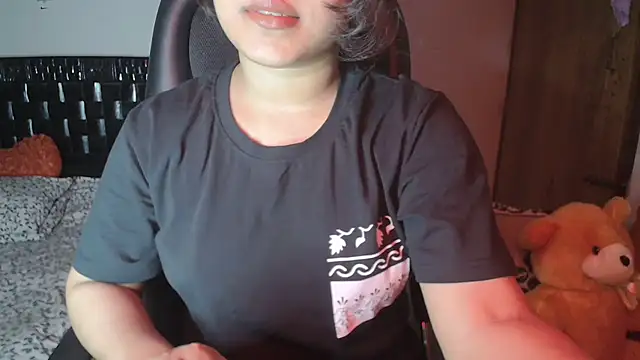 Most-Beautiful-Queen online show from October 6, 2025, 6:19 pm