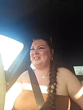 Snapshot of Britishbella chatting on March 20, 2025, 3:36 pm Britishbella online show from March 20, 2025, 3:36 pm