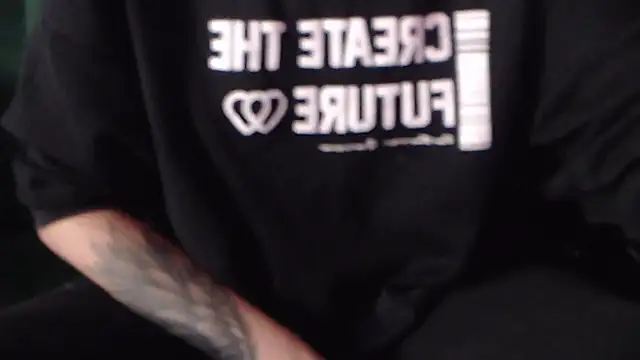 Snapshot of IzabelllNoir chatting on September 20, 2025, 7:02 am IzabelllNoir online show from September 20, 2025, 7:02 am