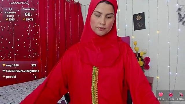 Snapshot of AishaAmin_ chatting on March 12, 2025, 5:07 pm AishaAmin online show from March 12, 2025, 5:07 pm
