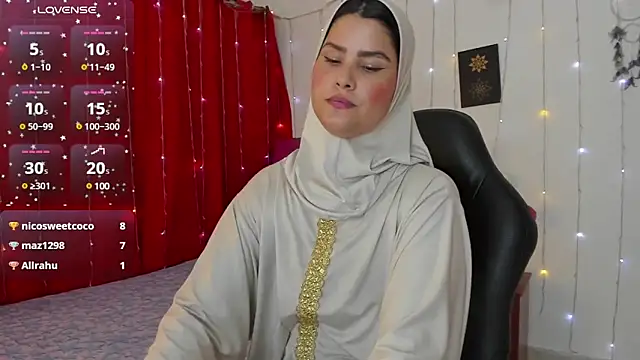 Snapshot of AishaAmin_ chatting on March 20, 2025, 3:14 pm AishaAmin online show from March 20, 2025, 3:14 pm