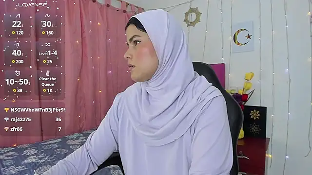 Snapshot of AishaAmin_ chatting on February 19, 2025, 5:27 pm AishaAmin online show from February 19, 2025, 5:27 pm