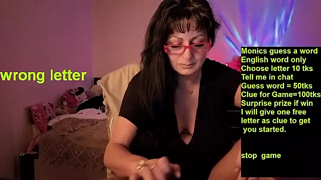 Snapshot of YourDreamLoverr chatting on January 15, 2026, 12:25 am YourDreamLoverr online show from January 15, 2026, 12:25 am