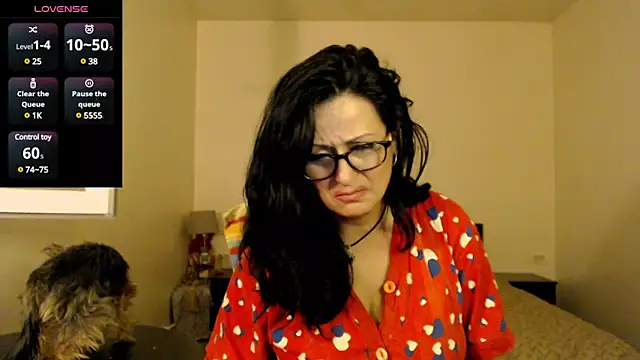 Snapshot of YourDreamLoverr chatting on March 4, 2025, 11:43 pm YourDreamLoverr online show from March 4, 2025, 11:43 pm