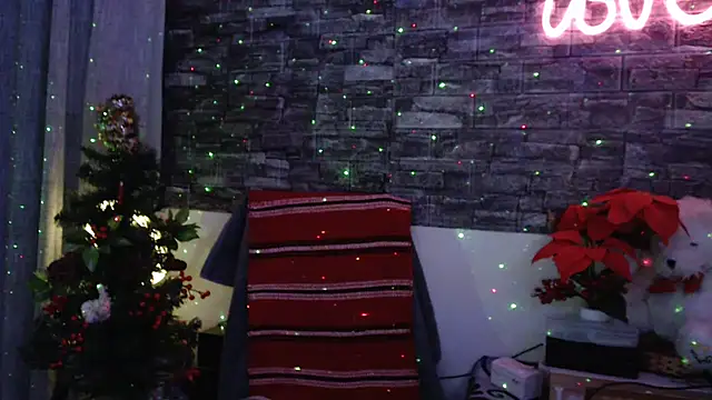 Snapshot of YourDreamLoverr chatting on December 9, 2024, 3:40 am YourDreamLoverr online show from December 9, 2024, 3:40 am