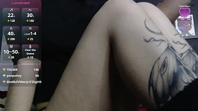 Snapshot of niakat_ chatting on January 11, 2025, 10:19 am niakat  online show from January 11, 2025, 10:19 am