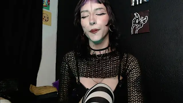 Snapshot of niakat_ chatting on January 12, 2025, 7:53 am niakat  online show from January 12, 2025, 7:53 am