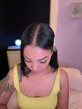 Snapshot of Sara_LipsX chatting on March 3, 2026, 1:34 am Sara LipsX online show from March 3, 2026, 1:34 am