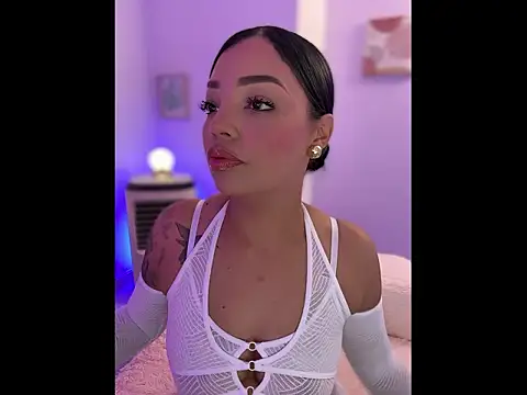 Snapshot of Sara_LipsX chatting on February 1, 2026, 2:54 am Sara LipsX online show from February 1, 2026, 2:54 am