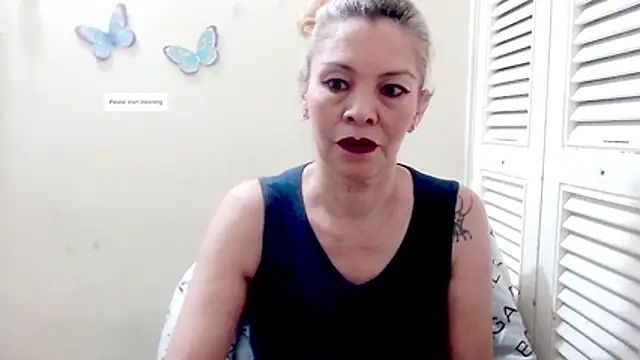 Snapshot of electra-mommy chatting on November 27, 2025, 10:48 am electra-mommy online show from November 27, 2025, 10:48 am