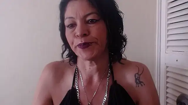 Snapshot of electra-mommy chatting on March 18, 2025, 3:12 pm electra-mommy online show from March 18, 2025, 3:12 pm