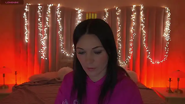 SonnyKage online show from April 12, 2026, 9:07 pm