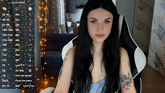 Mary   Moore online show from February 19, 2025, 6:22 am