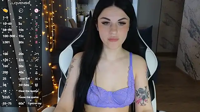 Mary   Moore online show from March 7, 2025, 3:51 am