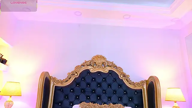 AdelinaVans online show from February 13, 2026, 11:32 am