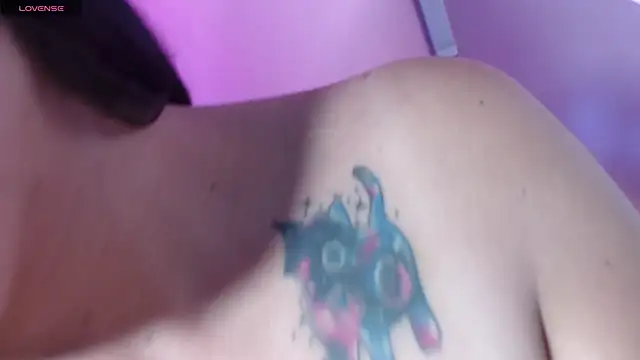 Snapshot of vitoria23_ chatting on April 22, 2026, 2:02 pm vitoria23 online show from April 22, 2026, 2:02 pm