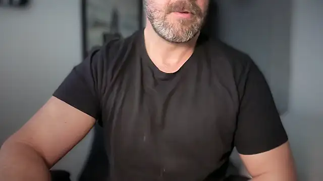 Snapshot of Mr_Beef chatting on December 1, 2025, 9:54 am Mr Beef online show from December 1, 2025, 9:54 am