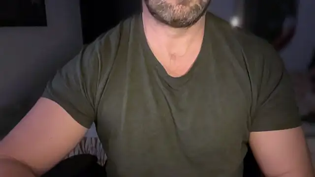 Snapshot of Mr_Beef chatting on September 25, 2025, 7:20 pm Mr Beef online show from September 25, 2025, 7:20 pm