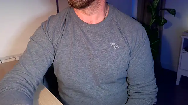 Snapshot of Mr_Beef chatting on January 21, 2025, 4:48 pm Mr Beef online show from January 21, 2025, 4:48 pm