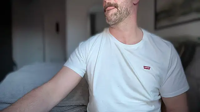 Mr Beef online show from April 6, 2026, 6:09 pm