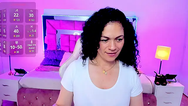 Snapshot of Aliciia_cute1 chatting on February 24, 2025, 9:52 pm Aliciia cute1 online show from February 24, 2025, 9:52 pm