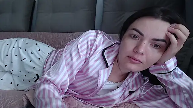 Snapshot of _JustmeHere_ chatting on September 14, 2025, 8:37 am JustmeHere online show from September 14, 2025, 8:37 am