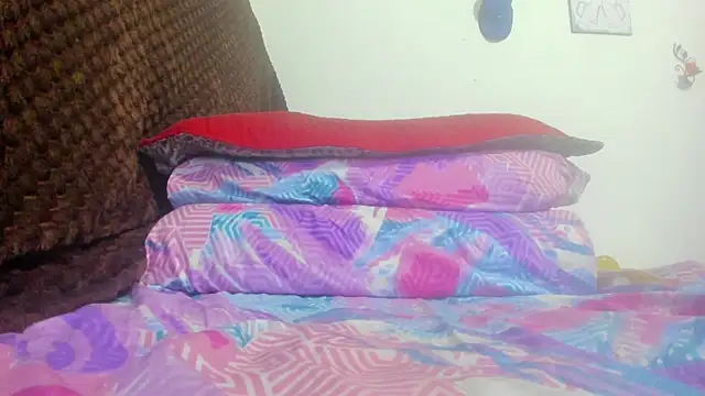 Brenda Smith69 online show from April 19, 2026, 9:17 pm