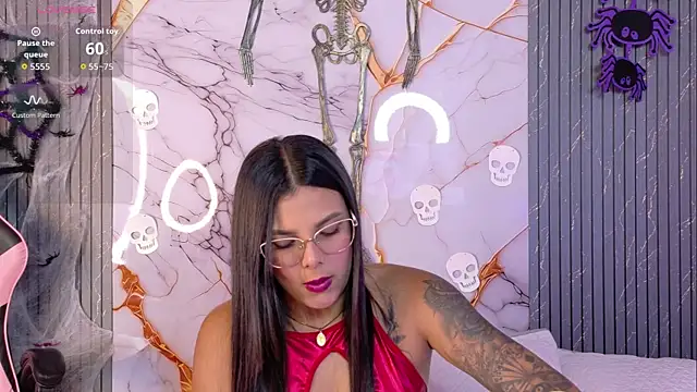 Snapshot of Shasa_8 chatting on October 30, 2025, 8:17 pm Shasa 8 online show from October 30, 2025, 8:17 pm