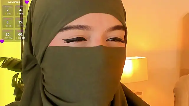 Snapshot of anna-henao chatting on May 7, 2026, 8:56 pm anna-henao online show from May 7, 2026, 8:56 pm