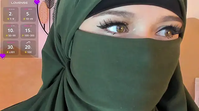 Snapshot of anna-henao chatting on September 15, 2025, 11:49 pm anna-henao online show from September 15, 2025, 11:49 pm