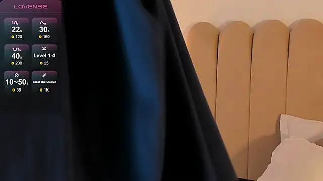 Snapshot of anna-henao chatting on February 12, 2025, 1:06 pm anna-henao online show from February 12, 2025, 1:06 pm