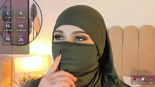 Snapshot of anna-henao chatting on February 11, 2025, 6:44 pm anna-henao online show from February 11, 2025, 6:44 pm