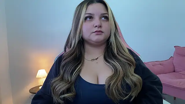 SweetPaige  online show from May 10, 2026, 5:48 pm