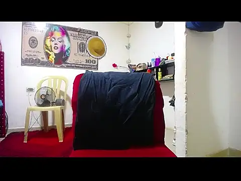 Snapshot of harry_lia_ chatting on October 28, 2025, 7:46 pm harry lia  online show from October 28, 2025, 7:46 pm