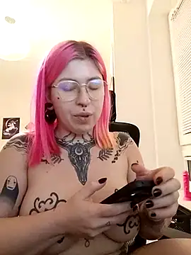 divine eve online show from September 13, 2025, 8:31 pm