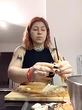 divine eve online show from February 26, 2026, 4:40 pm