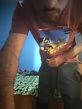 cuckhair online show from November 14, 2025, 2:48 am