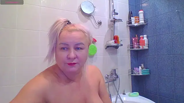 Snapshot of mira_robinsonnn chatting on October 18, 2025, 3:25 pm mira robinsonnn online show from October 18, 2025, 3:25 pm
