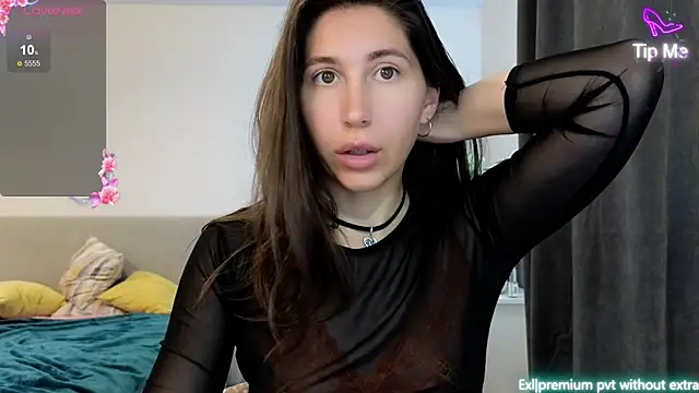 marrycolins online show from October 23, 2025, 4:33 am