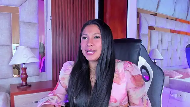 Snapshot of LinnaGardenia chatting on January 11, 2026, 1:29 pm LinnaGardenia online show from January 11, 2026, 1:29 pm