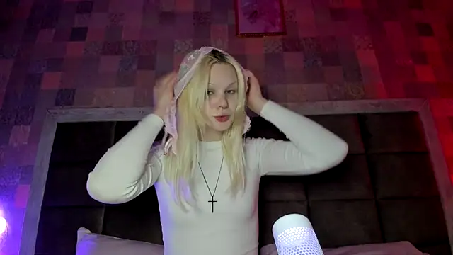 Snapshot of sashakiss99 chatting on September 30, 2025, 5:08 pm sashakiss99 online show from September 30, 2025, 5:08 pm