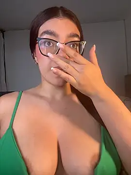 Snapshot of kathii95 chatting on February 21, 2026, 2:02 am kathii95 online show from February 21, 2026, 2:02 am