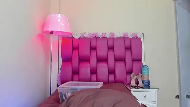 Gabriela Brown online show from January 20, 2025, 3:28 pm