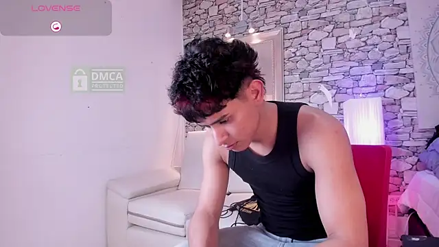 Snapshot of Jhonny-Blake chatting on September 20, 2025, 8:58 pm Jhonny-Blake online show from September 20, 2025, 8:58 pm