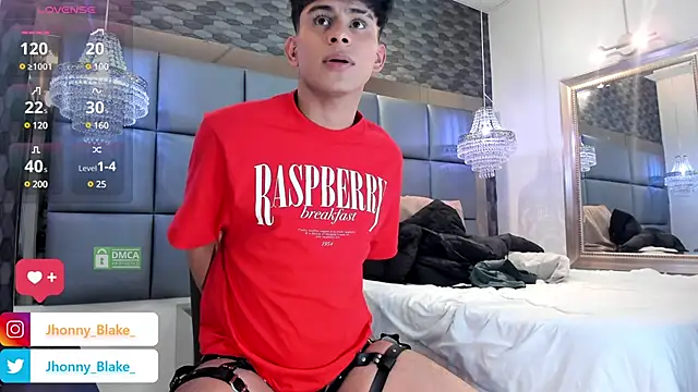 Snapshot of Jhonny-Blake chatting on March 3, 2025, 8:54 pm Jhonny-Blake online show from March 3, 2025, 8:54 pm
