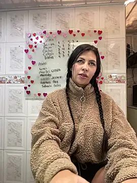 Snapshot of Alanna_atm_ chatting on February 12, 2025, 7:13 pm Alanna atm online show from February 12, 2025, 7:13 pm