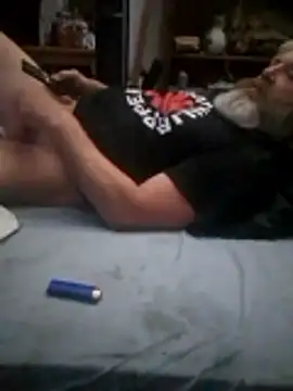 iambradz online show from November 30, 2025, 5:58 pm