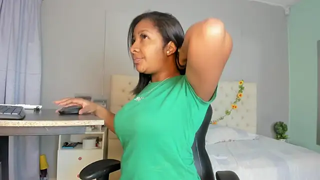 nami sam01 online show from March 8, 2025, 12:41 pm